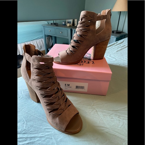 Crown Vintage booties